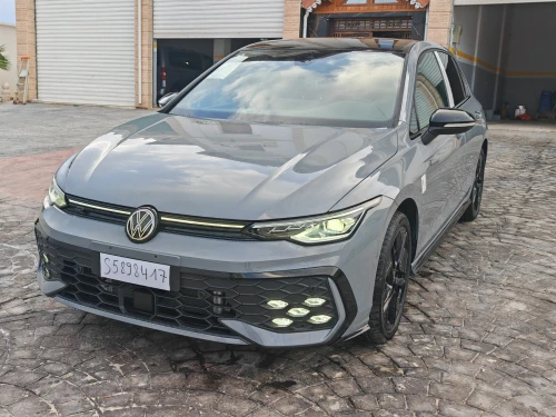 Volkswagen Golf 8 2025 R-Line