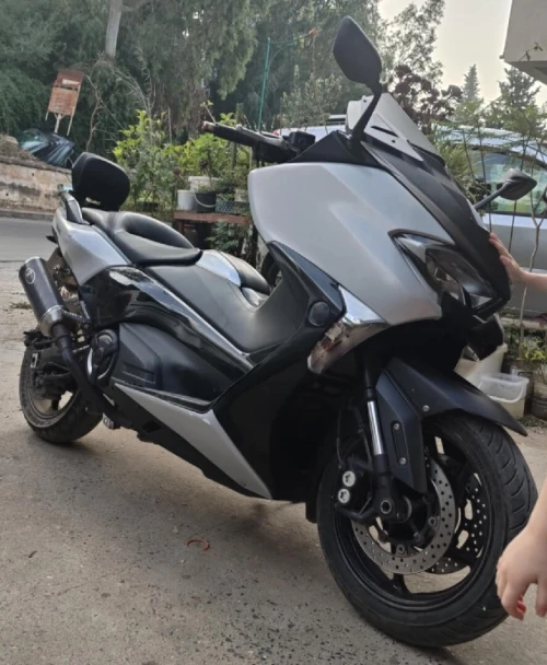 Yamaha Tmax 2019