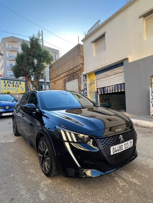 Peugeot 208 2023 GT