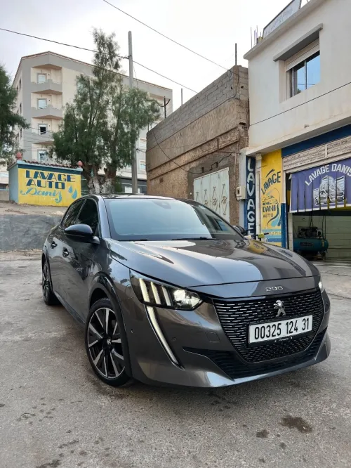 Peugeot 208 2024 GT