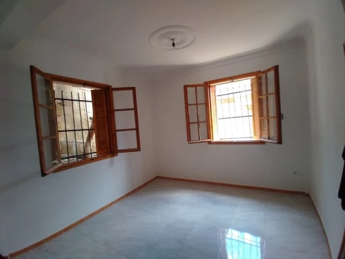 Location Appartement Niveau de villa F3 Alger Bouzareah