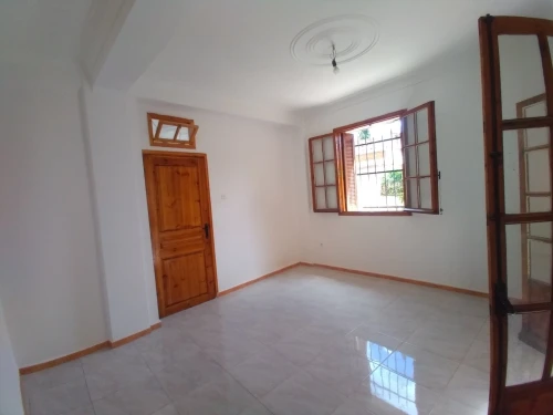 Location Appartement Niveau de villa F3 Alger Bouzareah