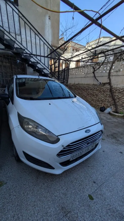 Ford Fiesta 2015 Trend