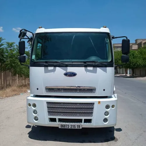 Ford cargo 2015