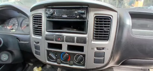 Nissan Urvan 2012
