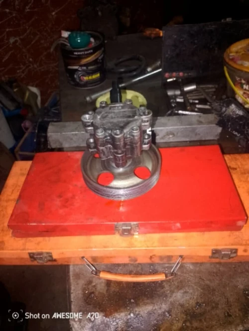 pompe direction Peugeot 1.6 hdi