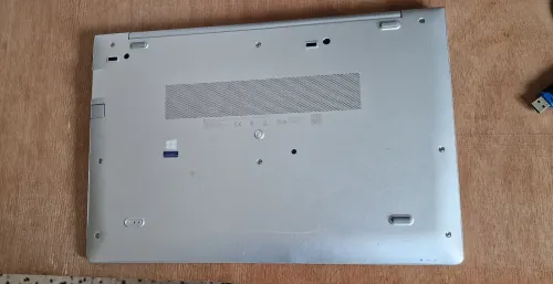 Hp elitebook 850 G5 / i7 8em 8gb 256 SSD 15 pouce