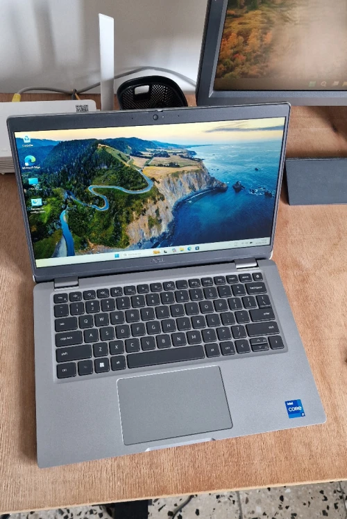 DELL Latitude i7 12em 16gb 512 SSD