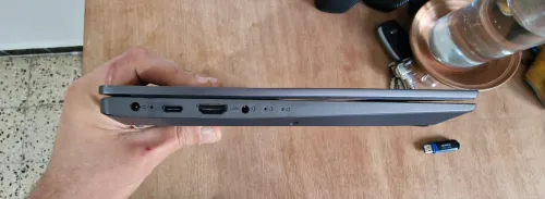 lenovo ideapad 5 - ryzen 7 5700u 8gb 256 SSD