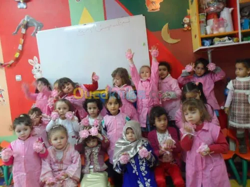 creches d'enfant les petits dauphins