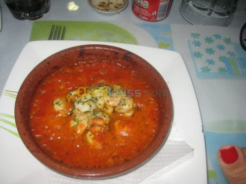 cuisiniere  TABAKHA  pour les mariages