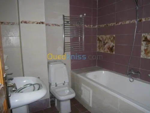 Location Niveau De Villa F4 Alger Bouzareah