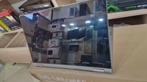 Lenovo Yoga 14" tactile 360 - i5 13eme - 16 Go - nvme 256 go