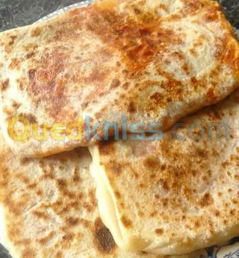 pains hamburger/hotdog/mhadjeb/msamen