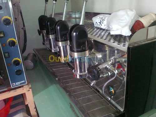 materiel pizzeria + presse a café