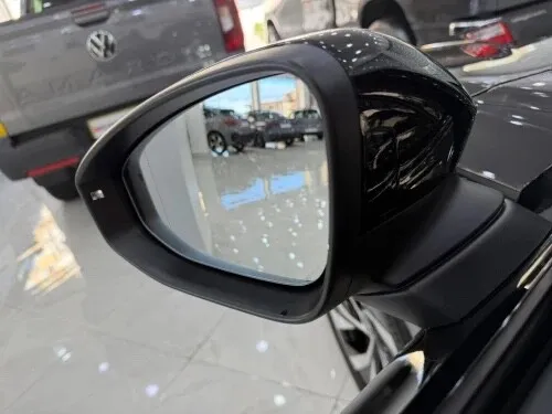 Volkswagen Passat 2025 Pro