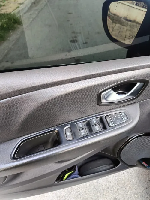 Renault Clio 4 2019 Limited 2