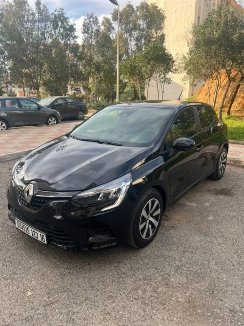 Renault Clio 5  2023 