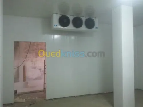 LOCATION D'UN  ENTREPOT FRIGORIFIQUE