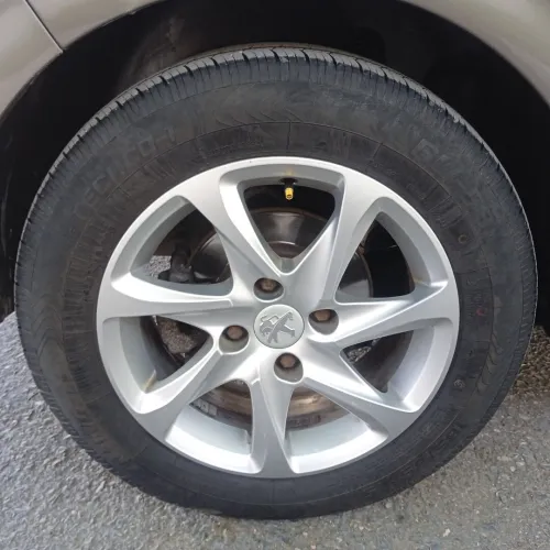 Peugeot 208 2013 208