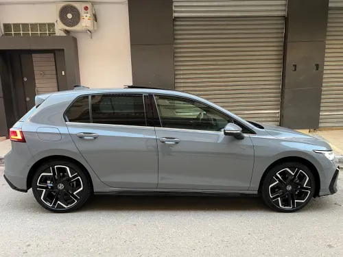 Volkswagen Golf 8 2025 R-Line
