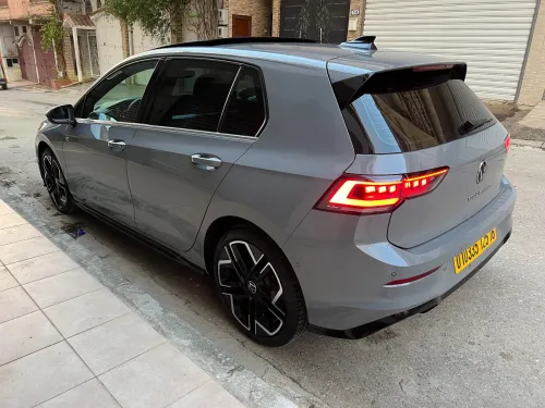 Volkswagen Golf 8 2025 R-Line