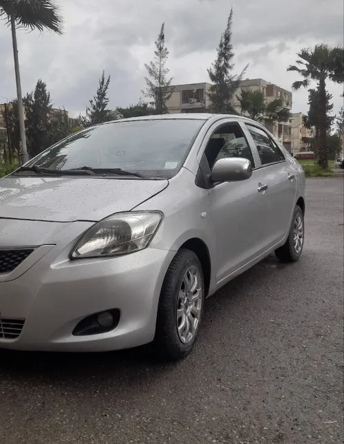 Toyota Yaris Sedan 2013 Yaris Sedan