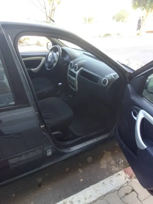 Dacia Logan 2012 Leraitte