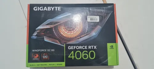 GIGABYTE RTX 4060 WINDFORCE OC 8G