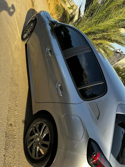 Peugeot 208 2022 