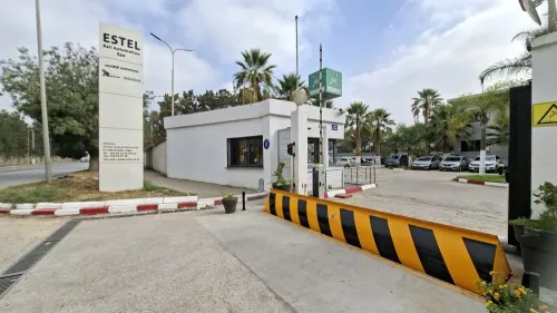 STOP CAR   -  ROAD BLOCKER