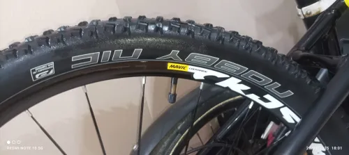 VTT double amortisseur 27,5 كابة presque neuf !!! 