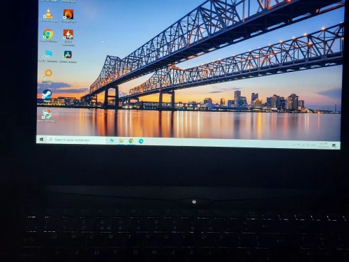 Pc semi gaming clevo i7 7700 HQ