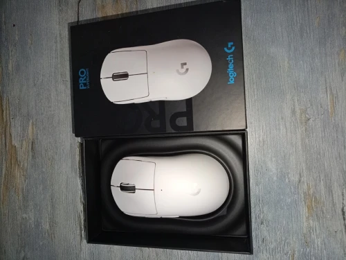 Logitech G PRO X Superlight (version blanche)