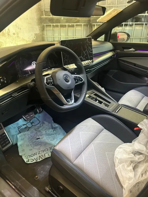 Volkswagen Golf 8 2025 300 tsi