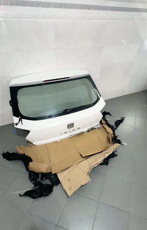 Malle Seat ibiza 2018/2025 couleur Blanche Dorigine