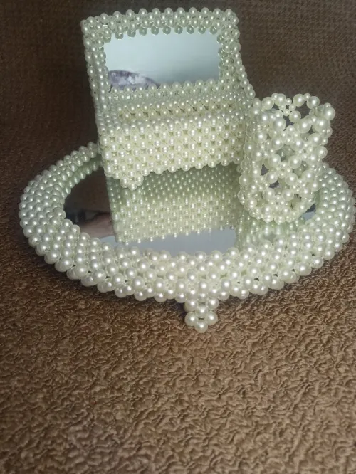 Plateau meroire en perle+coffre+porte pinceau 