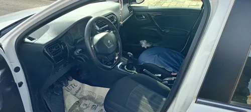 Peugeot 301 2013 Allure