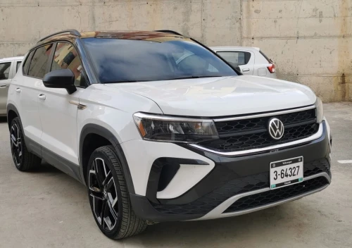 Volkswagen Taos 2025 SE Black 