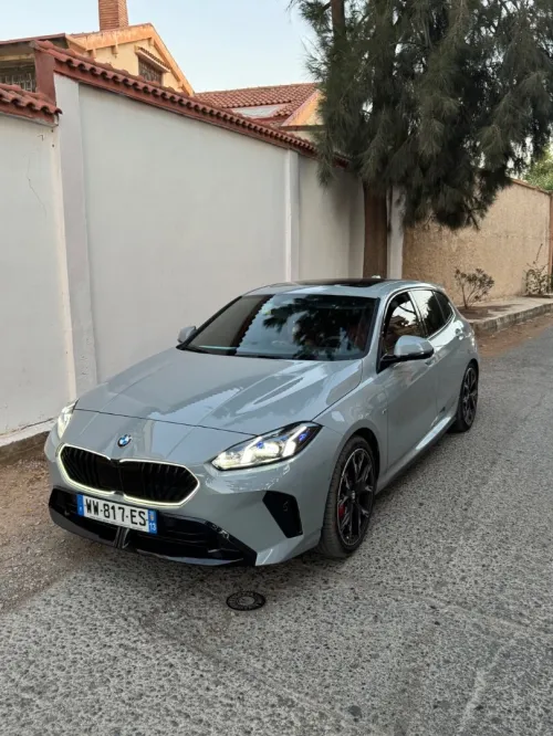 BMW Série 1 2025 M performance
