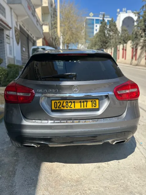 Mercedes GLA 2017 