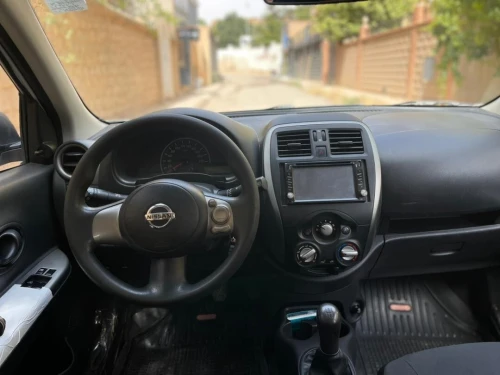 Nissan Micra 2017 Visia +
