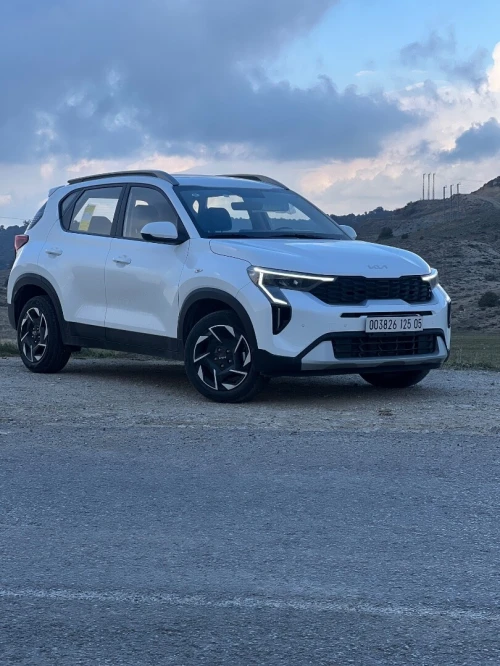 Kia Sonet  2025 Full options