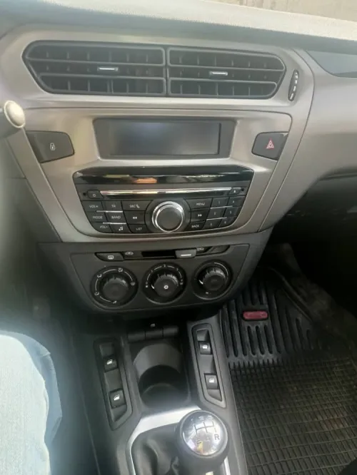 Peugeot 301 2022 301