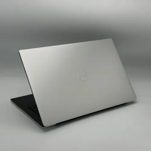 DELL XPS 7390 / 10th I7-10510U / 16Go / 512 SSD / 13.3 FHD