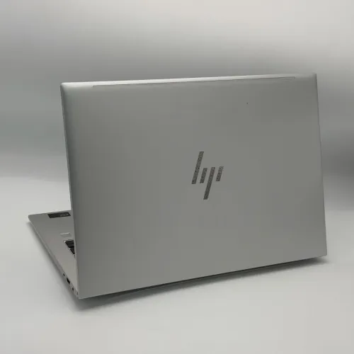 HP EliteBook 840 G11 / Ultra 7 165U / 16 Go DDR5 / 512 Go SSD / 14 FHD