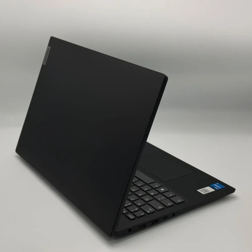 LENOVO V15 G4 / 13th I5-13420H / 8Go DDR4 / 256SSD / 15.6 FHD