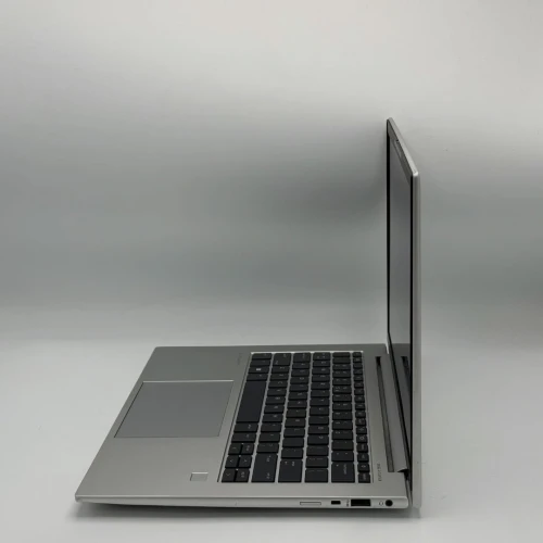 HP EliteBook 845 G9 / Ryzen 5 PRO 6650U / 16 Go DDR5 / 256 Go SSD / 14 FHD+