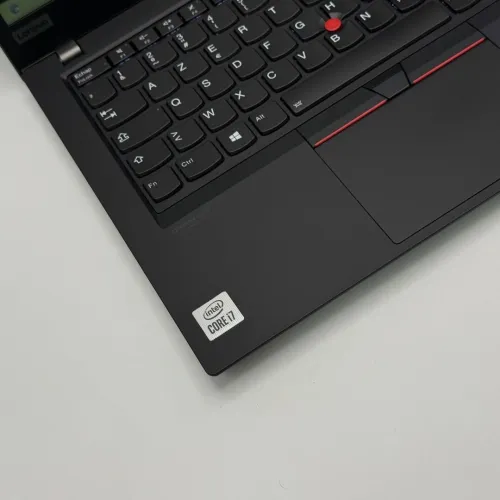 LENOVO THINKPAD P14s / 10th I7-10510U / NVIDIA P520 / 16Go DDR4 / 512SSD / 14 FHD