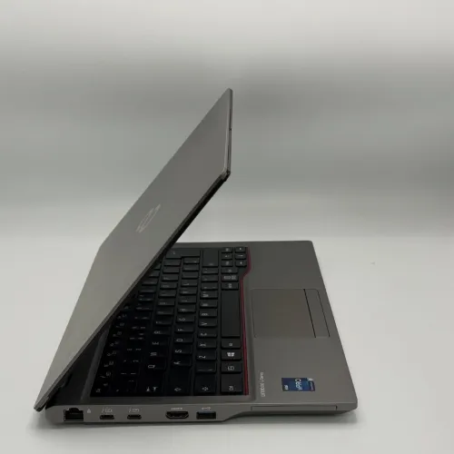 FUJITSU LifeBook 14 ( Produit dAllemagne ) / 12th I5-1235U / 16Go DDR4 / 256SSD / 14 FHD